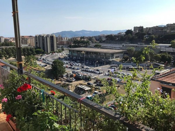 appartamento in vendita a Savona in zona Centro Storico