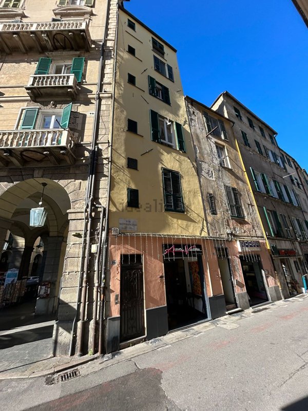 appartamento in vendita a Savona in zona Centro Storico