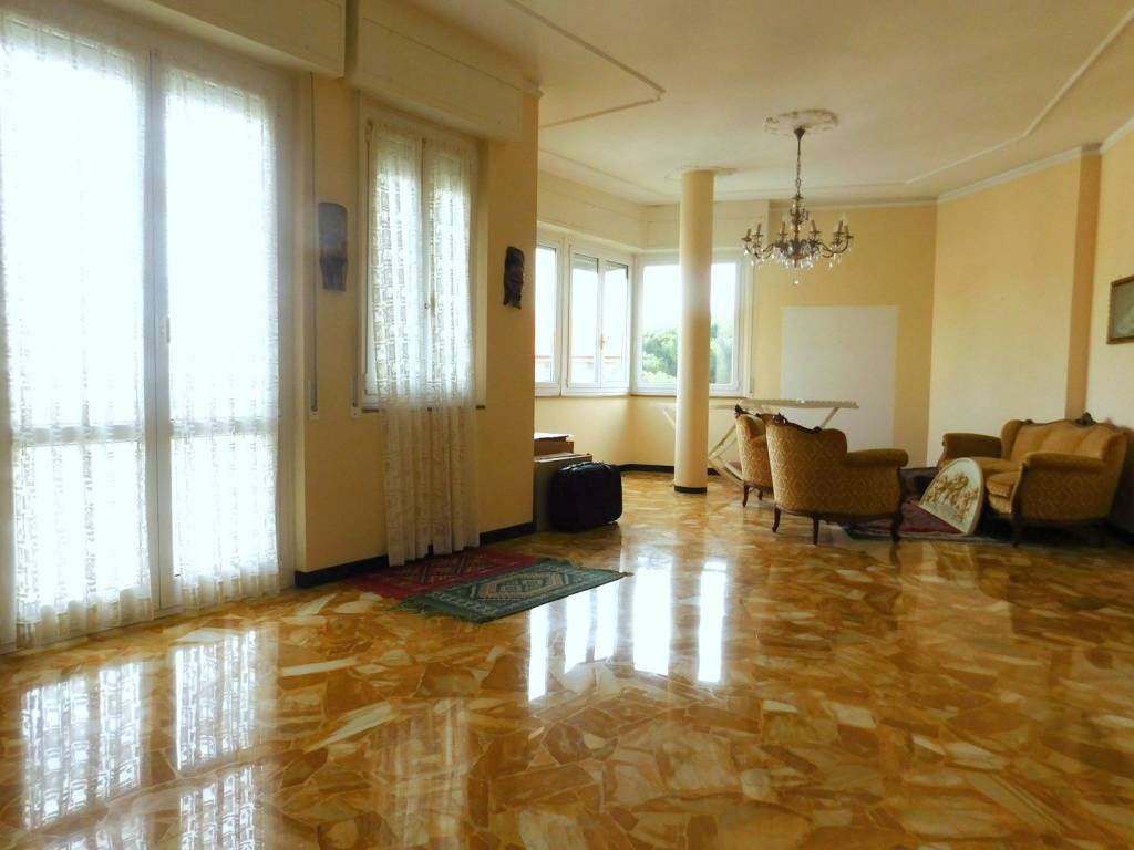 appartamento in vendita a Savona