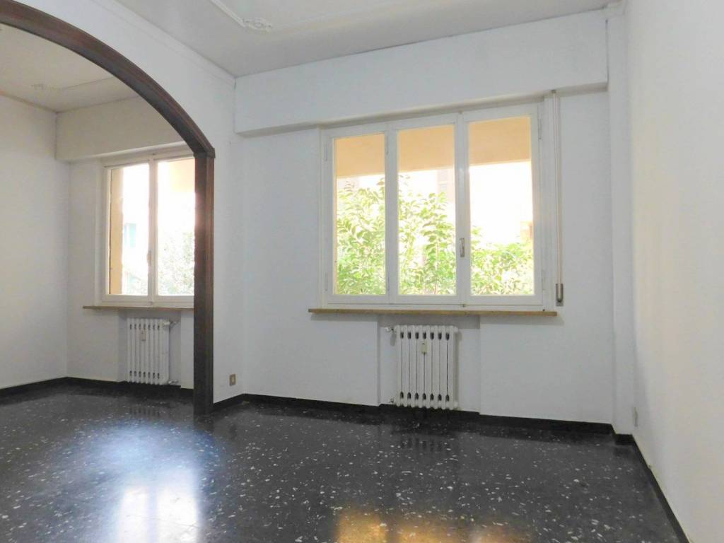 appartamento in vendita a Savona in zona Centro Storico
