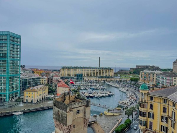 appartamento in vendita a Savona in zona Centro Storico