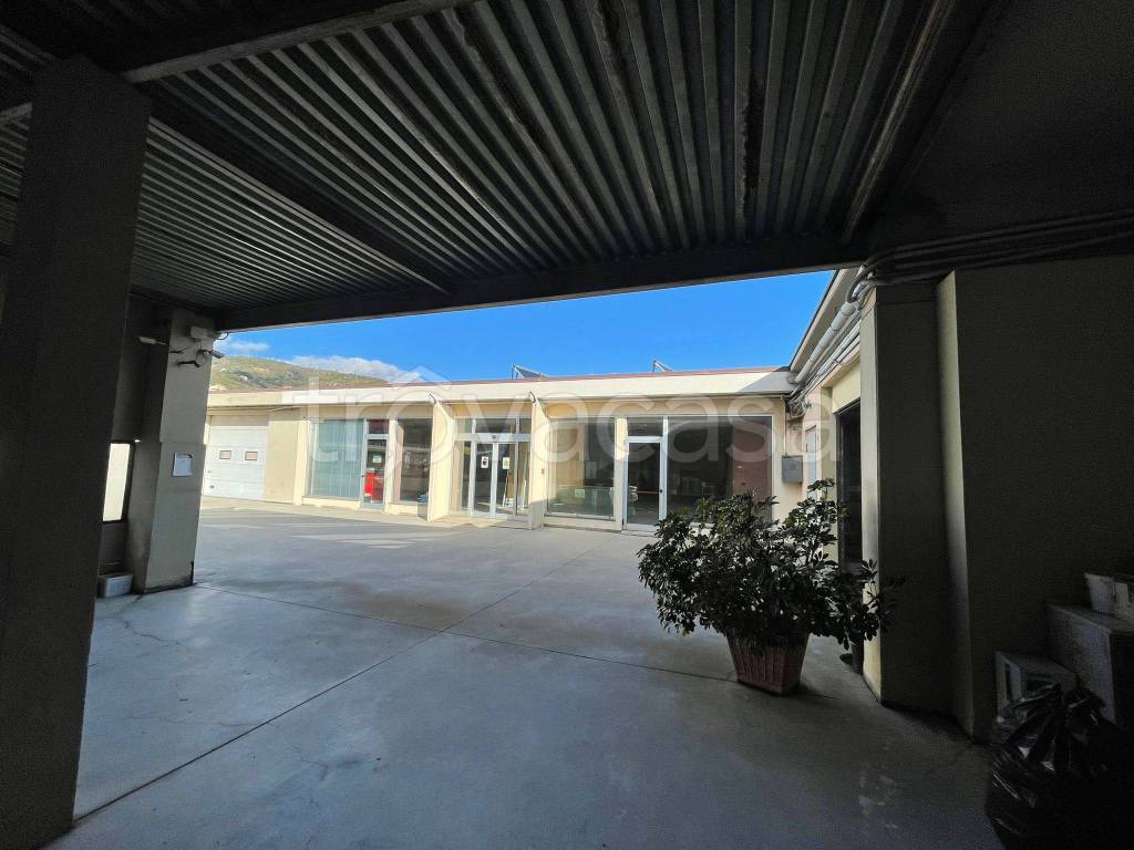 ufficio in vendita a Savona