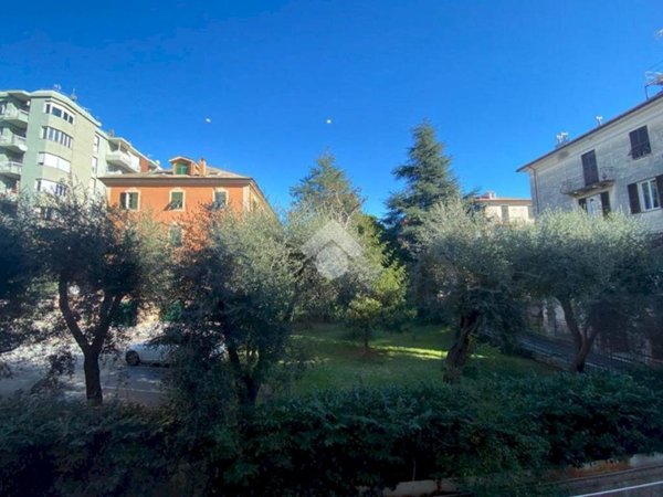 appartamento in vendita a Savona in zona Centro Storico