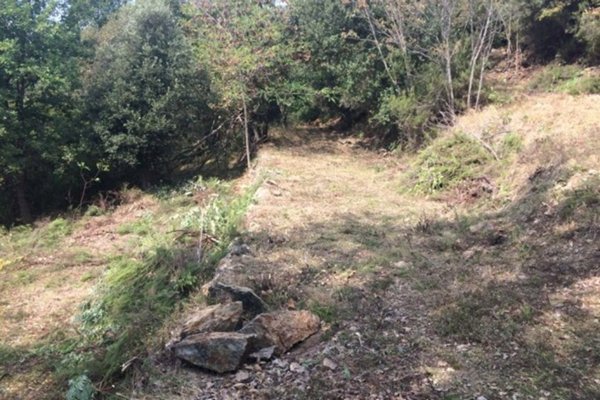 terreno edificabile in vendita a Savona in zona Santuario