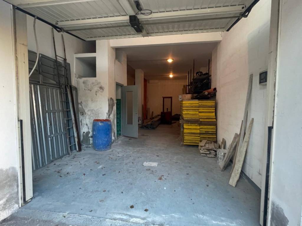 locale di sgombero in vendita a Savona