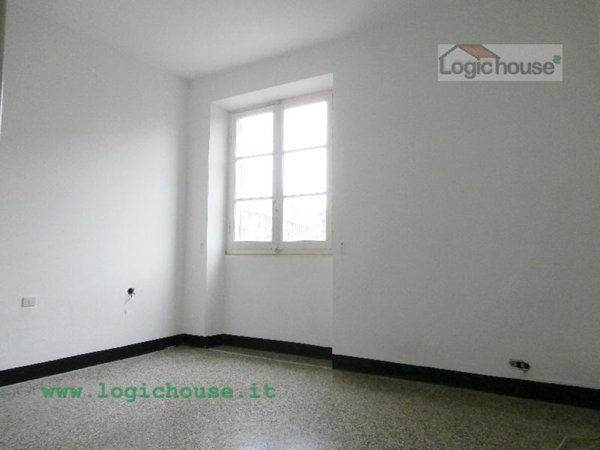 appartamento in vendita a Savona in zona Centro Storico