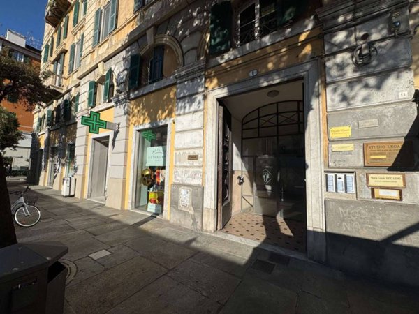 ufficio in vendita a Savona