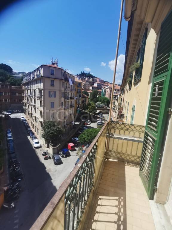 appartamento in vendita a Savona in zona Centro Storico