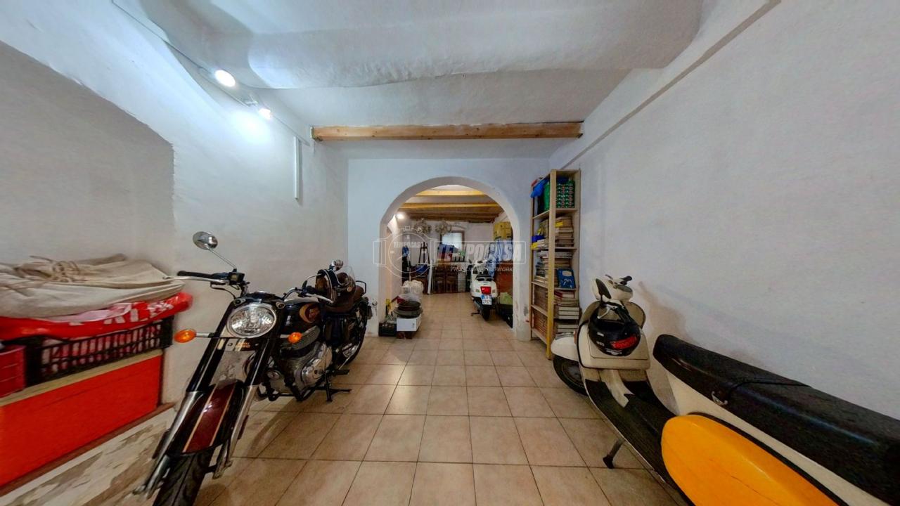 casa indipendente in vendita a Savona