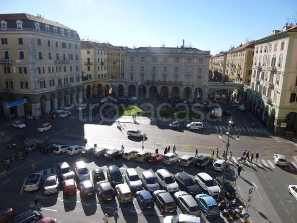 negozio in vendita a Savona