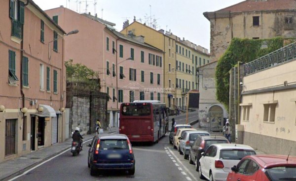 appartamento in vendita a Savona in zona Centro Storico