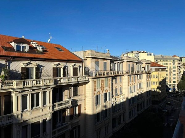appartamento in vendita a Savona in zona Centro Storico