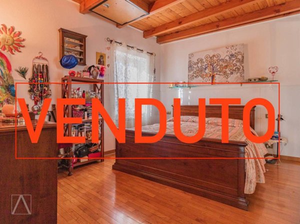 casa indipendente in vendita a Savona in zona Santuario