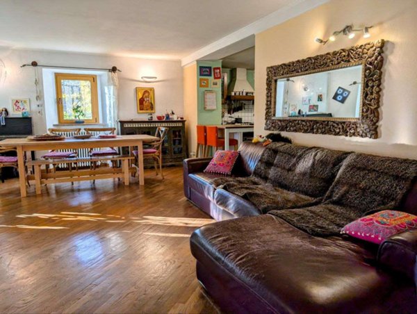 casa indipendente in vendita a Savona in zona Cimavalle / Botta
