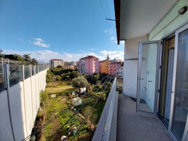 appartamento in vendita a Savona