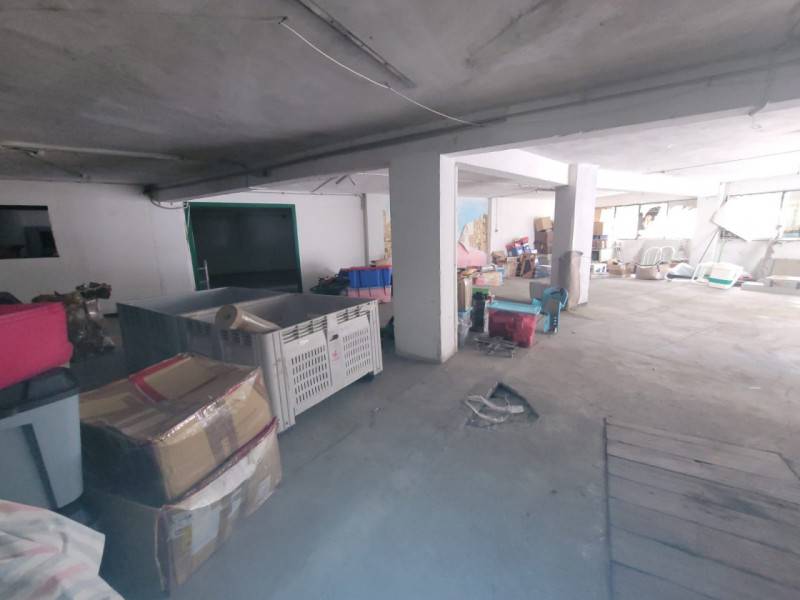 locale di sgombero in vendita a Savona
