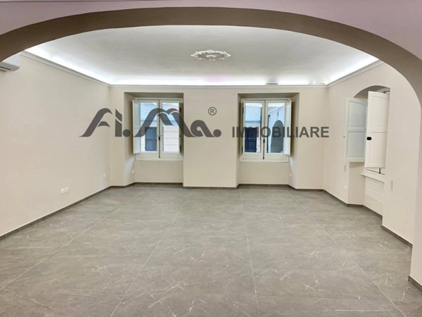 ufficio in vendita a Savona