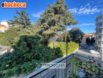 appartamento in vendita a Savona in zona Centro Storico