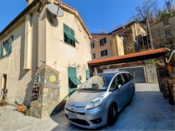 casa indipendente in vendita a Savona in zona Centro Storico