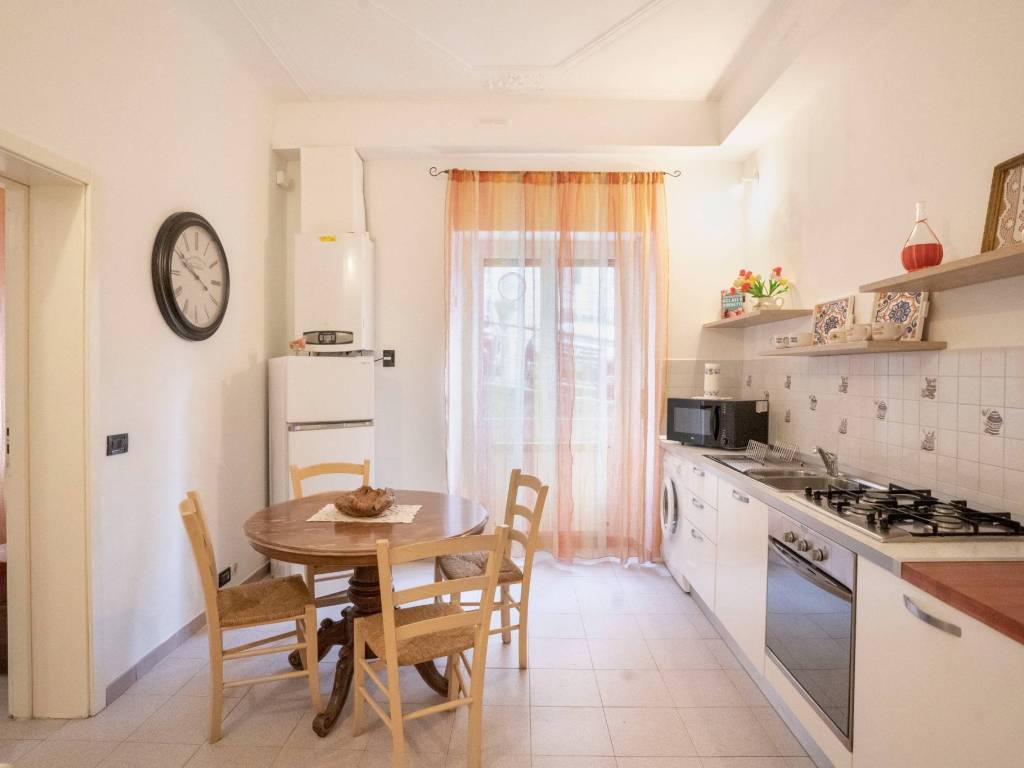appartamento in vendita a Savona in zona Centro Storico