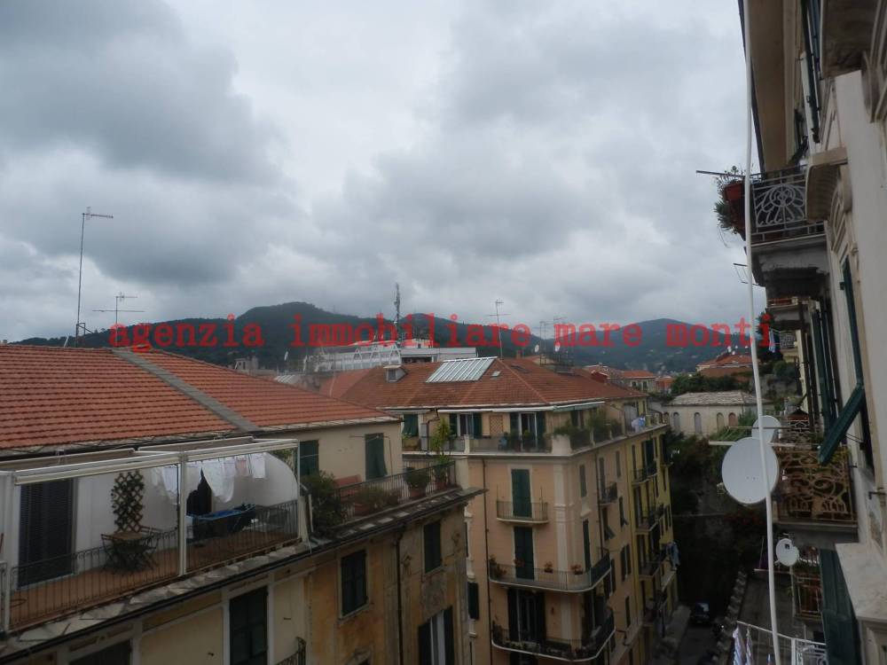 appartamento in vendita a Savona in zona Centro Storico