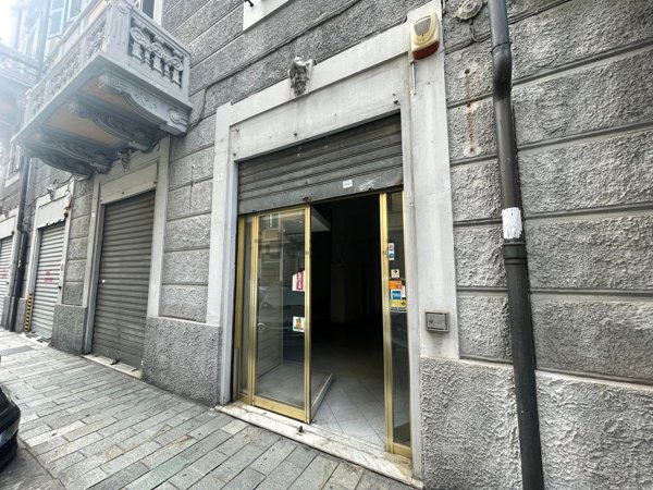 ufficio in vendita a Savona in zona Centro Storico