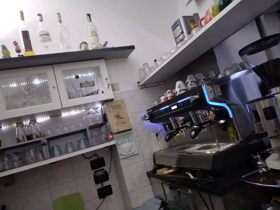 negozio in vendita a Savona