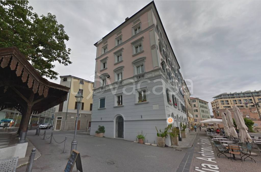 appartamento in vendita a Savona in zona Cimavalle / Botta