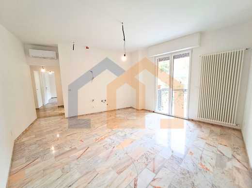 appartamento in vendita a Savona