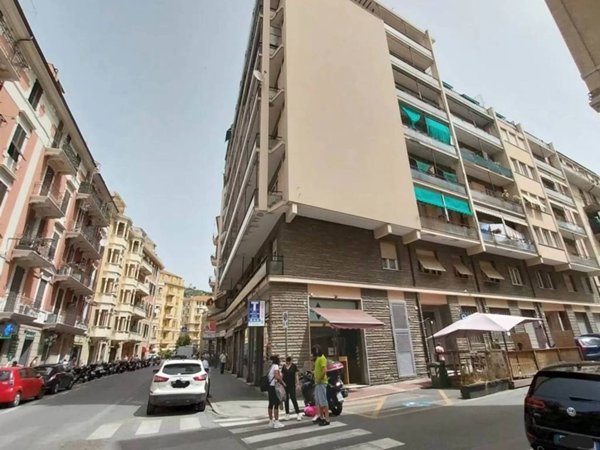 appartamento in vendita a Savona in zona Centro Storico