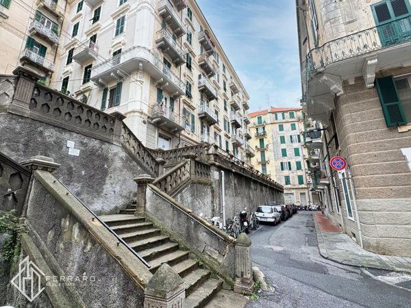 appartamento in vendita a Savona