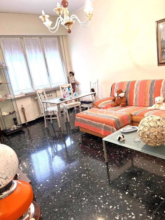 appartamento in vendita a Savona in zona Centro Storico