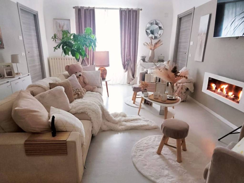 appartamento in vendita a Savona in zona Montemoro