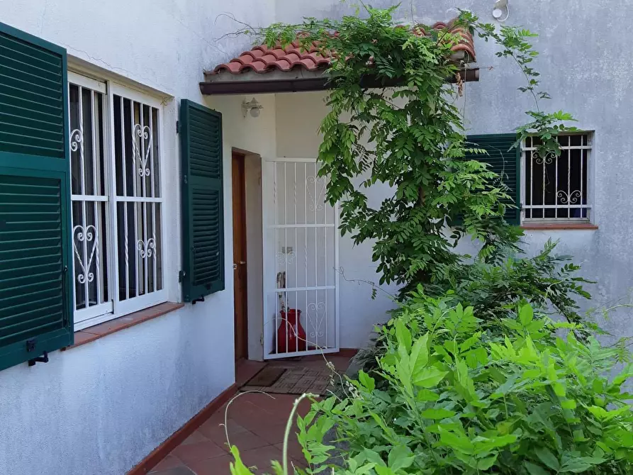 casa indipendente in vendita a Savona