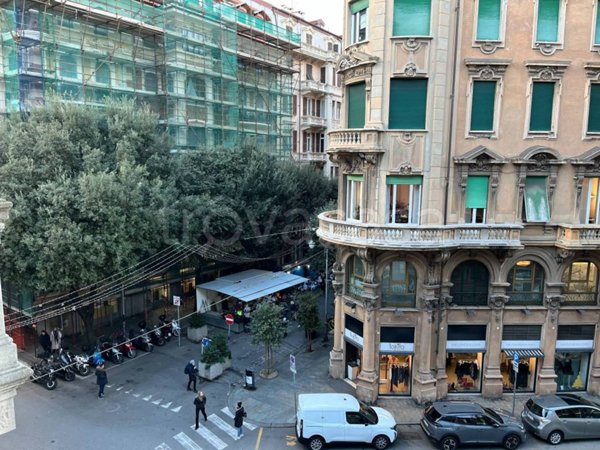 appartamento in vendita a Savona in zona Centro Storico