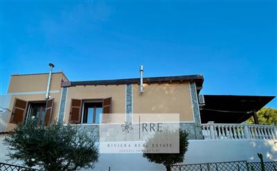 casa indipendente in vendita a Savona