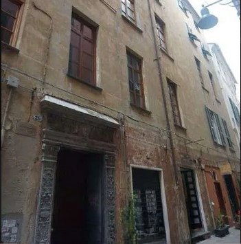 negozio in vendita a Savona