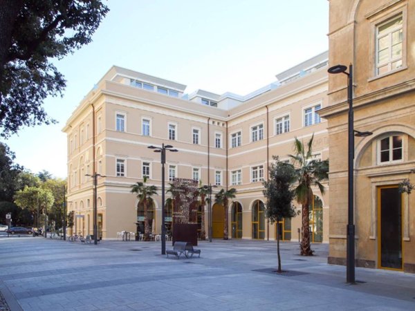 appartamento in vendita a Savona in zona Centro Storico