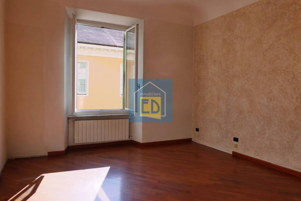 appartamento in vendita a Savona in zona Centro Storico