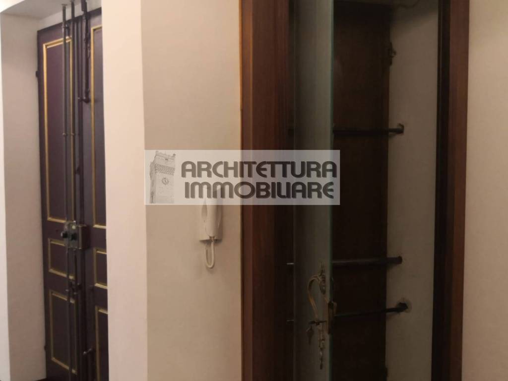 appartamento in vendita a Savona in zona Centro Storico