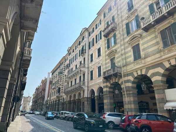 appartamento in vendita a Savona in zona Centro Storico