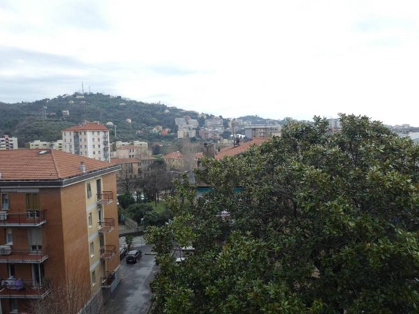 casa indipendente in vendita a Savona in zona Centro Storico