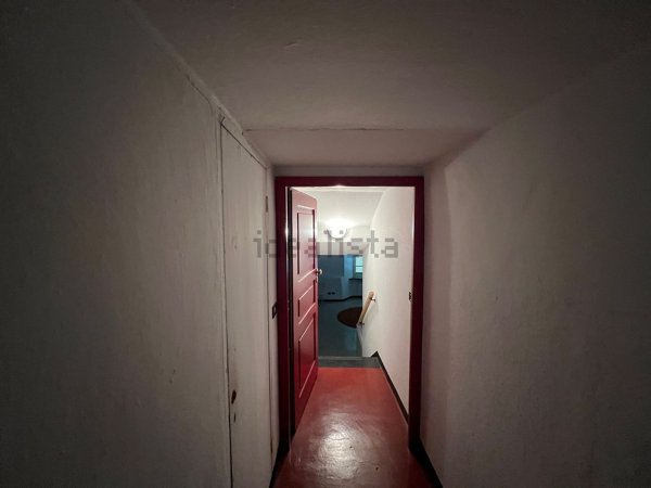 casa indipendente in vendita a Savona in zona Centro Storico