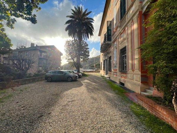 casa indipendente in vendita a Savona in zona Centro Storico