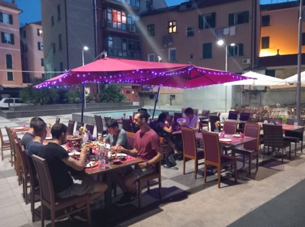 negozio in vendita a Savona in zona Centro Storico