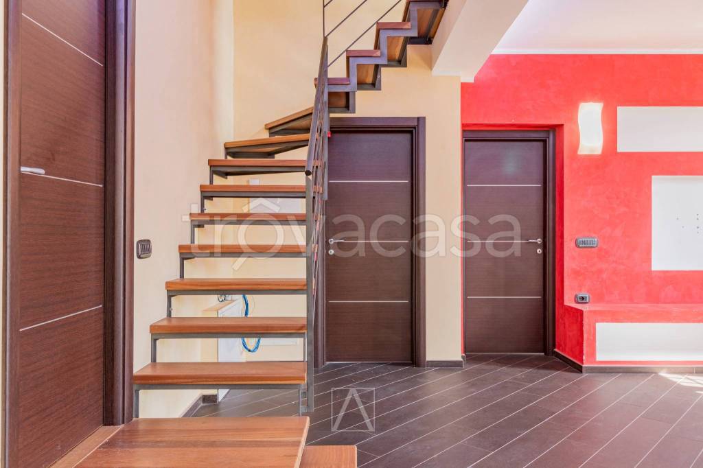 casa indipendente in vendita a Savona in zona Santuario