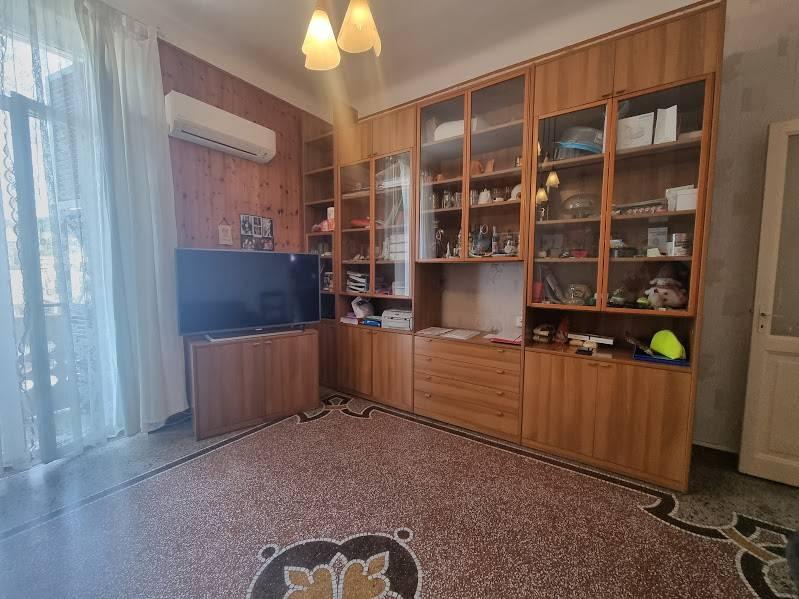 appartamento in vendita a Savona in zona Centro Storico