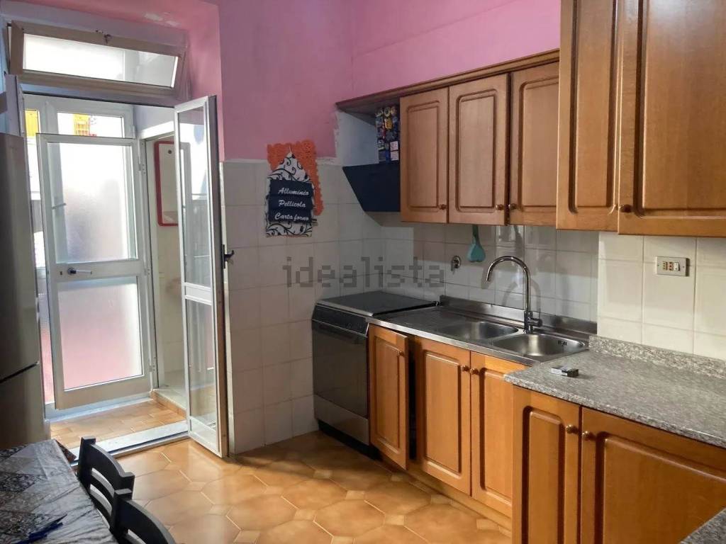 appartamento in vendita a Savona in zona Centro Storico