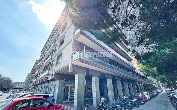 appartamento in vendita a Savona in zona Centro Storico