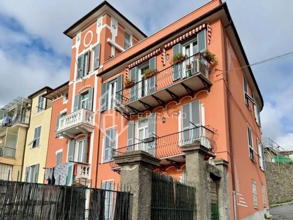 appartamento in vendita a Savona in zona Centro Storico